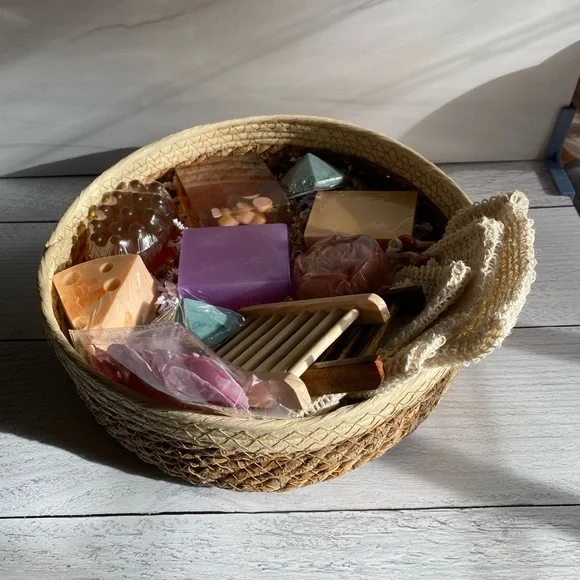 Soap Gift Basket for a Couple or Family ( PRICE IS FIRM ) Christmas gift idea! - Picture 3 of 6